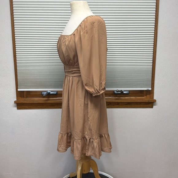 Dokotoo NWT Tan Square Neck Tie Back 3/4 Sleeve Aline Mini Dress Size Small - Picture 7 of 14